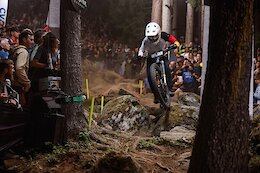 Race Analysis: Physical Alpine Stages & Chaotic Night Racing at the 2026 La Thuile Enduro World Cup