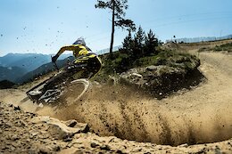 Race Analysis: Near-Perfect Laps & High-Speed Mayhem at the 2026 Andorra DH World Cup