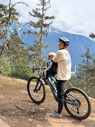 report photo