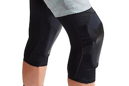 Deal of the Week: Pearl Izumi Summit Knee Guards for $47.50 (50% OFF)