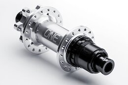 OneUp Announces New 157 Hubs