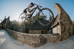 Video: Kriss Kyle Riding UNESCO World Heritage Site Mont-Saint-Michel