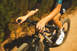 5Dev Launches “Shredville” Cockpit, Bridging Drop and Flat Bars to Skirt New Leadville Ruling