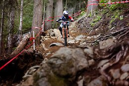 Gracey Hemstreet and Dane Jewett Fastest in Seeding at the 2026 Canadian Open DH
