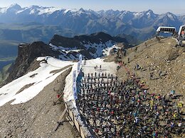 Video & Race Report: Soft Snow & Risky Overtakes at the 2026 Megavalanche