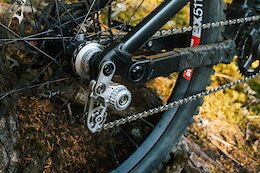 GRAZR Components Launch the Zone Pro, a High-End Singlespeed Tensioner