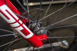 CADEX Releases $4,000 Bonded Carbon Spoke Max XC W