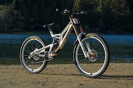 Bike Check: Jackson Goldstone's Santa Cruz V10
