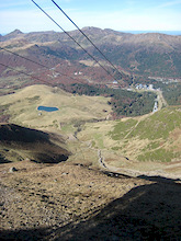 Rando enduro/all-mountain du Lioran au Plomb du Cantal jusqu'à Vic sur Cère: vue du sommet du téléphérique du Plomb du Cantal (alt. 1806m)