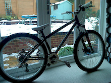 specialized p2 2009- taken off bell and reflectors and going to go single speed soon and take off front brake