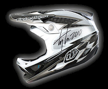 Win a D3 signed by Troy Lee himself!