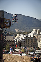 Cam Zink Rides The Rollercoaster To His Second Crankworx Monster Energy Slopestyle victory!