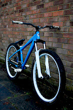 Crapy photoshop.
Thinknig of getting white seat clamp, pedals, half link destickered forks?