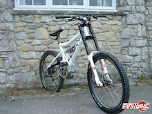 My Bullit, fresh from an argos paint job with new 2006 888 rc2x forks and new grips...isnt she lovely!!!