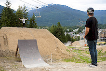 Red Bull Joyride - Wallace and Wyper Hike The Course
