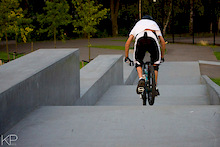 this is me riding at the skatepark near AHOY, riding on a yeti DJ