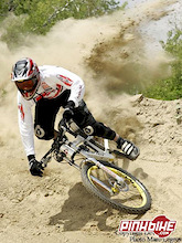 Introducing the Devinci Daredevil  downhill team for 2006