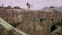 Learn to ride with Nicolas Vouilloz - Camps in France