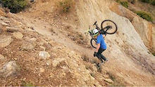 In My Shoes: Kelly McGarry / Links - Video