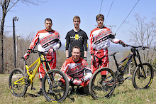 2012 Lama Cycles DH Racing Team