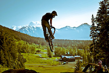 Video: Alaska Downhill Brigade - Alyeska Resort