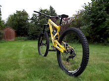 commencal supreme 8 2011