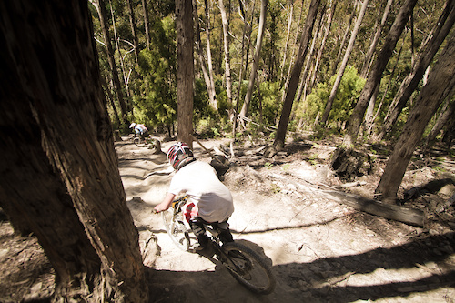 Round 2 of the Tasmanian State Downhill Series was on, with epic lighting and just a great vibe to the whole day! Bring on round 3.