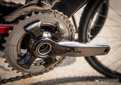 Behold the Shimano XTR 9000. The newly designed crankset allows for 3x, 2x, or 1x11. Shimano opted for an 11 X 40 cassette, stating that 40 is a much shorter shifting distance than 42, and therefore more efficient.