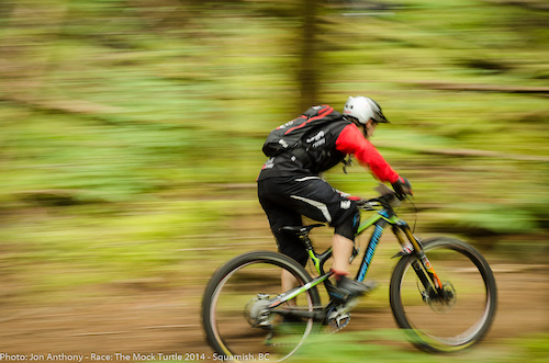 The Mock Turtle 2014 - Enduro race in Squamish

So fast I can't even get a proper panning shot of him
