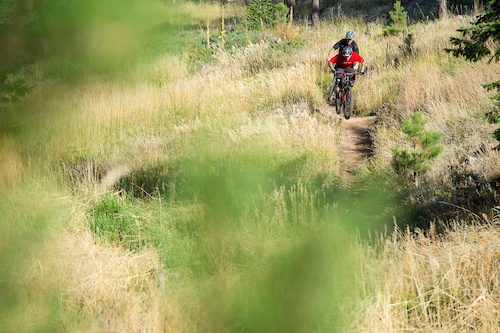 Nate Adams and Stu Travis ride the Niner Bikes WFO 9 in Horsetooth Mountain Park near Fort Collins