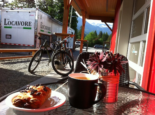 Photo 5 . Pre ride breakfast in beautiful Squamish