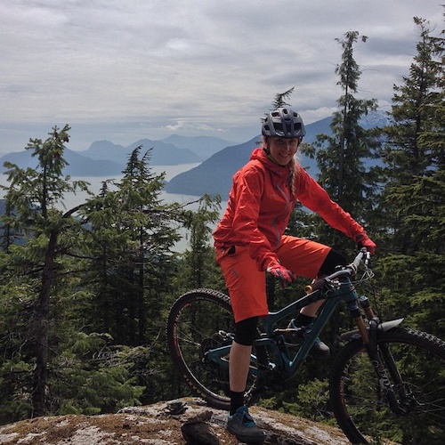 Pic#8 – Fanny happy and high above Howe Sound ready to drop into pure awesome