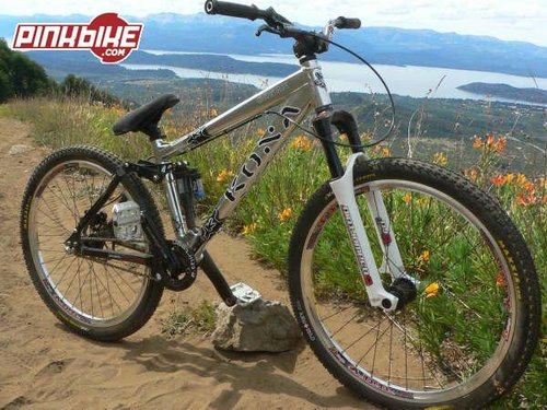 Kona Howler 2006 4X用フレーム15インチ 2006 Kona Howler - Bicycle Details - BicycleBlueBook.com