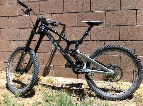 2012 PRICE DROP Santa Cruz V10 Carbon For Sale