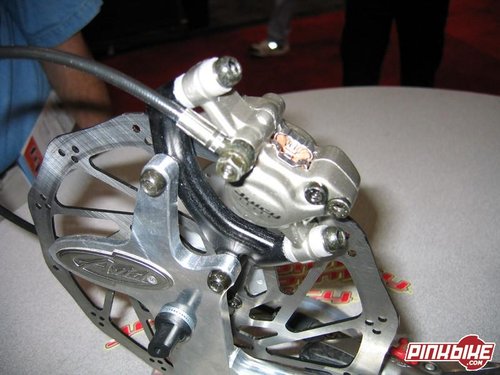 avid juicy seven brakes