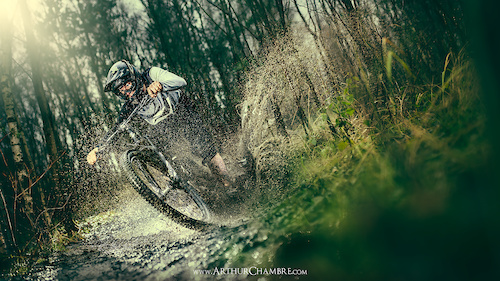 We don't often see dust in the north of France, but we do with it... :)

Rider : @buffart 

www.ArthurChambre.com
© Arthur Chambre Photographie