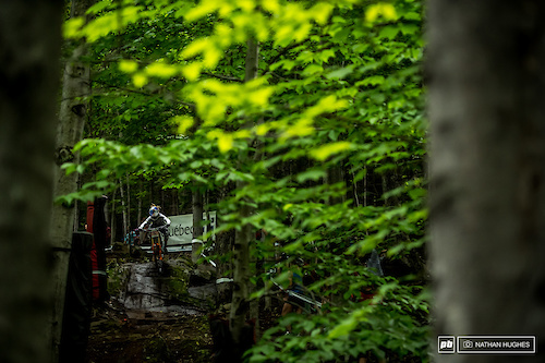 Second at the first two splits, Rachel Atherton slipped back down the ranks with her skethcy moment, but hung onto the last spot on the podium.