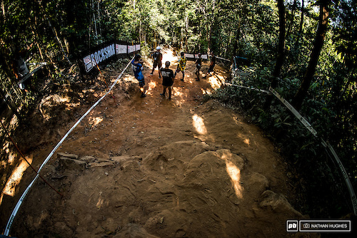 The final chute, ever a problem area at race speed, although preferable in dust to axle deep mud a la 2014...