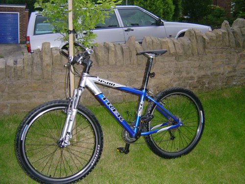 2004 trek 4500 mountain bike