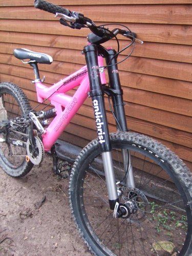 muddyfox downhill bike