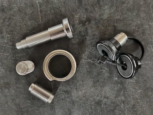 Fox FIT 4 damper & Roller bearing shock hardware kit