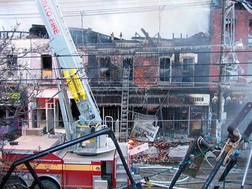 3-alarm fire breaks out at building on Toronto's Queen Street West