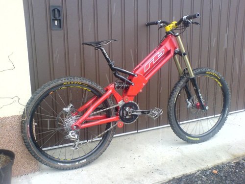 rb downhill bike