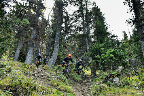 Pruedo trail is one of the main trails in Enduromies area, you MUST do it