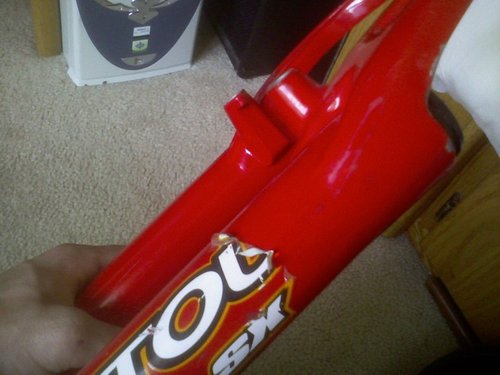 painting carbon fork