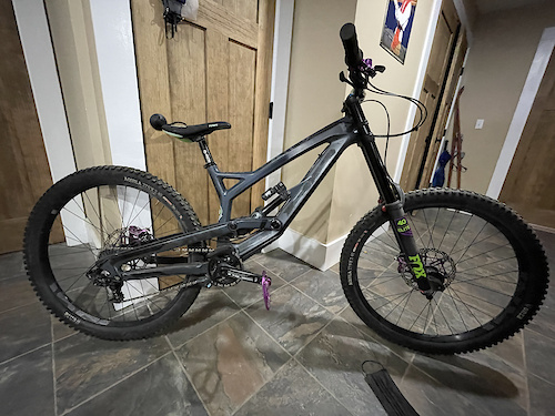 YT Tues AL Large Bike - 2016 | The Pro's Closet