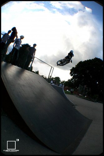 Perry hitting the hip from the quater to flat bank - Cubed Square Photography - Laurence CE