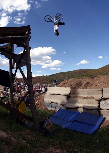 Cam McCaul - Super flip step down(first time ever in MTB history)