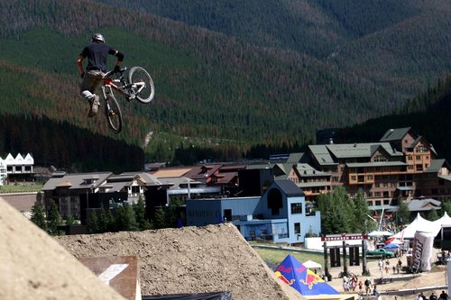 Tyler McCaul - Tailwhip after switch tailwhip