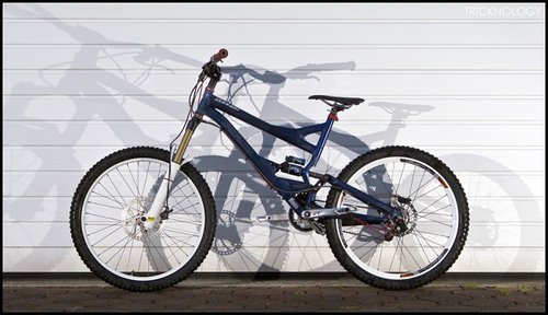 Specialized Enduro with Rohloff, Cleg, Tune, King, etc..

16,2 kg

Bikepark &amp; allmountain &amp; downhill - proven jack of all trades